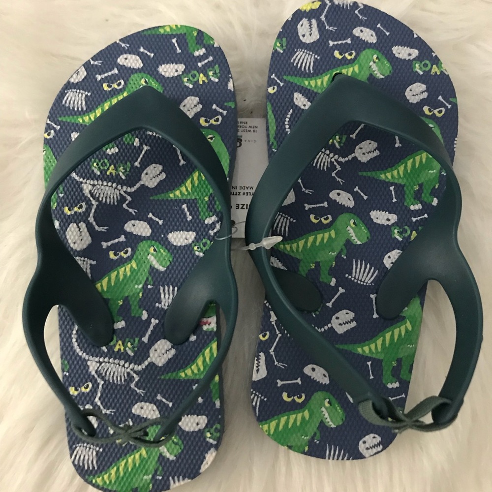 Blue and Green Toddler Boy Dino flip flops size 7.5.